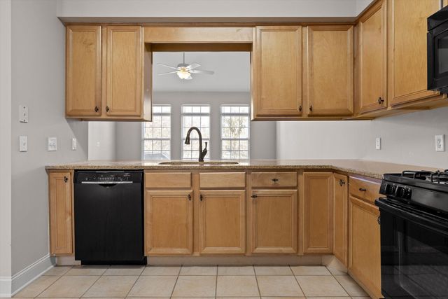 7821 Legacy Park Court, Chattanooga, TN 37421