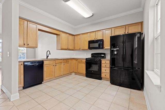 7821 Legacy Park Court, Chattanooga, TN 37421