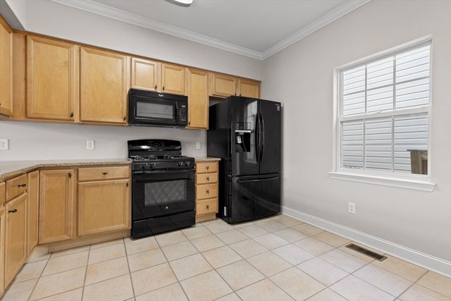 7821 Legacy Park Court, Chattanooga, TN 37421