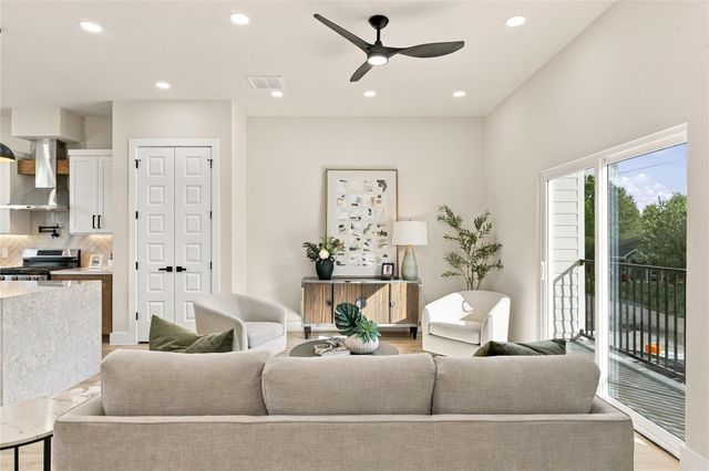 4713 Branch Street, Houston, TX 77021