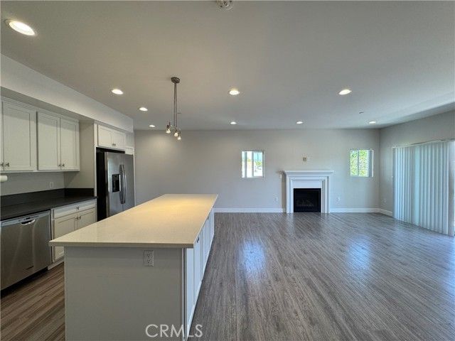 5432 Hermitage Ave 202, Valley Village, CA 91607