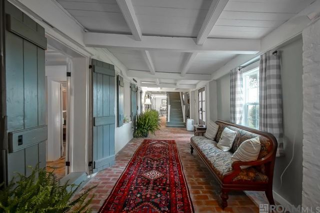 6847 False River Rd, Oscar, LA 70762
