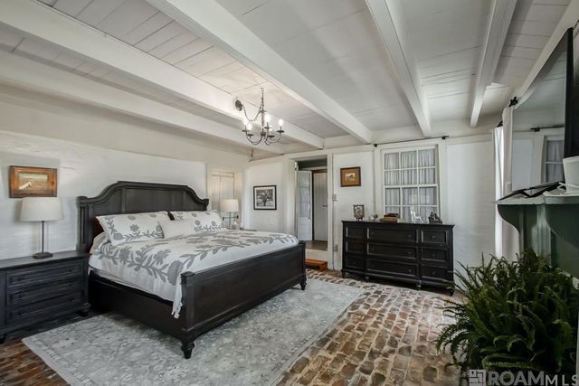6847 False River Rd, Oscar, LA 70762