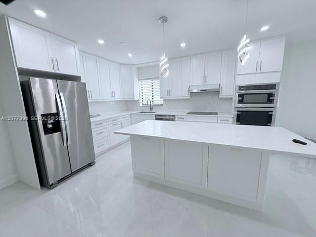 1721 NE 48th Court, Fort Lauderdale, FL 33334