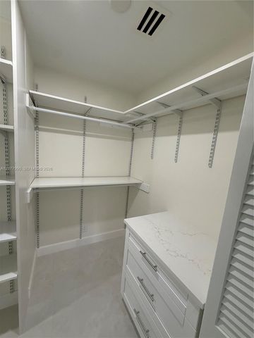 1721 NE 48th Court, Fort Lauderdale, FL 33334