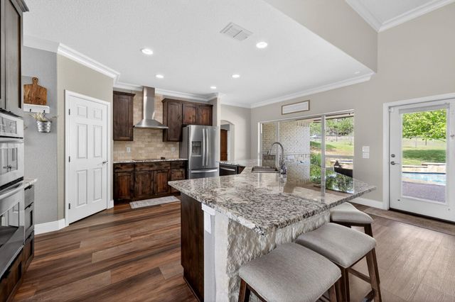 123 GROSBEAK DR, Spring Branch, TX 78070