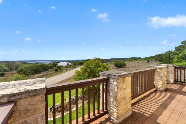 123 GROSBEAK DR, Spring Branch, TX 78070