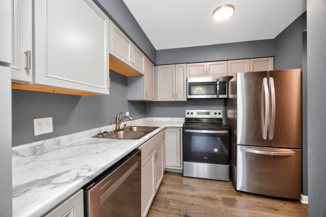 323 Forest Park Rd Apt 5-8, Madison, TN 37115