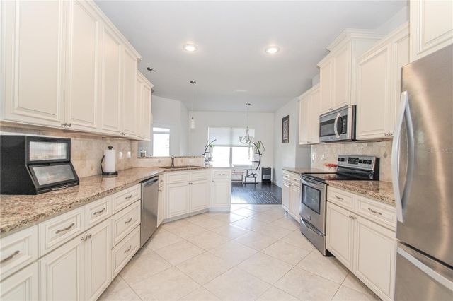 989 NW 231ST WAY, Newberry, FL 32669