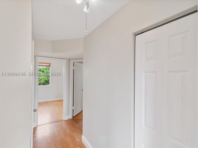 390 NW 86th Pl 201, Miami, FL 33126