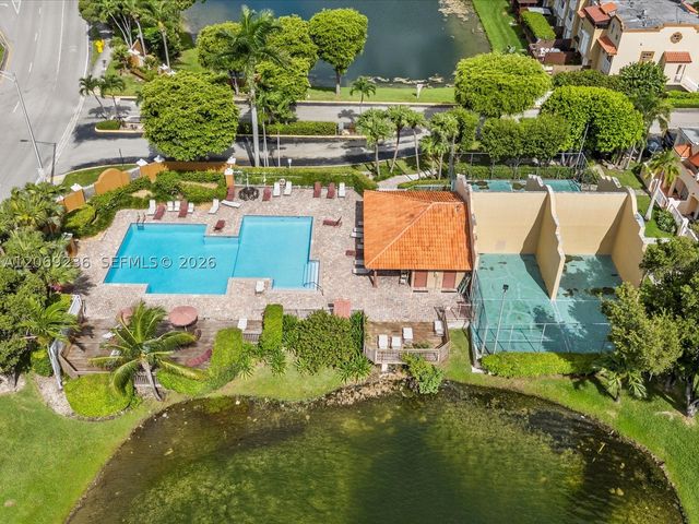 390 NW 86th Pl 201, Miami, FL 33126