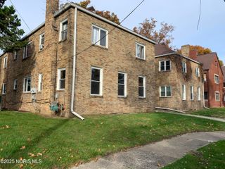 1427 Potomac Drive, Toledo, OH 43607