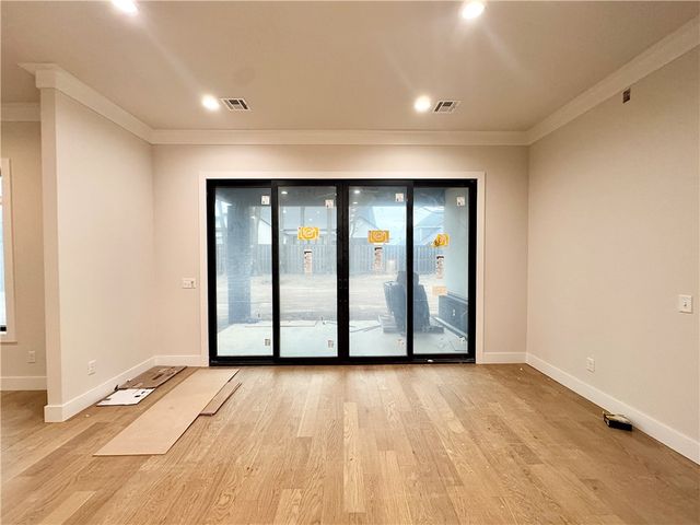 6707 SW Heartbeat Street, Bentonville, AR 72713