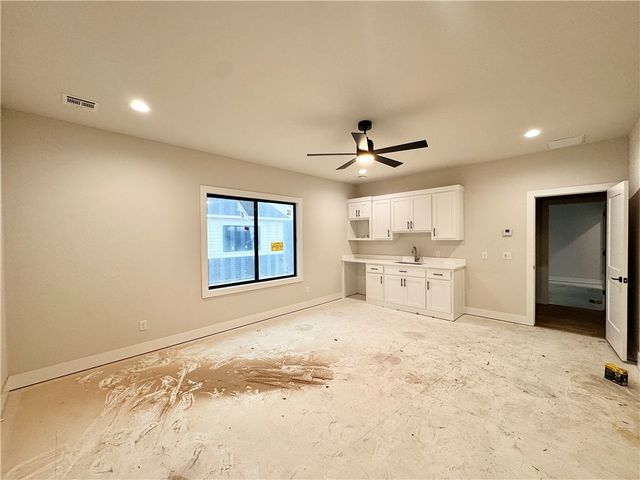 6707 SW Heartbeat Street, Bentonville, AR 72713