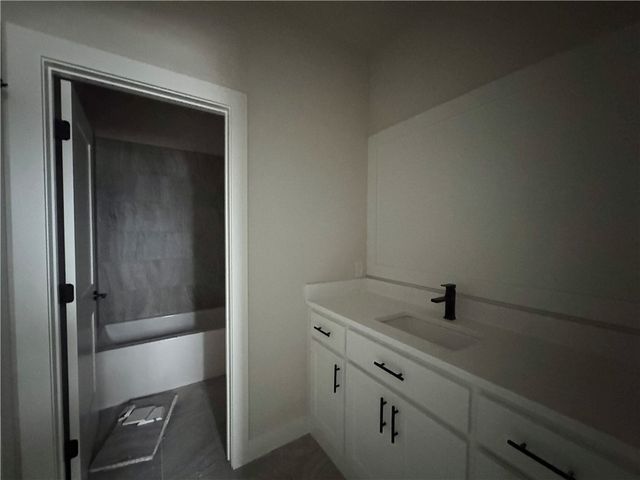 6707 SW Heartbeat Street, Bentonville, AR 72713