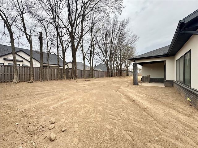 6707 SW Heartbeat Street, Bentonville, AR 72713