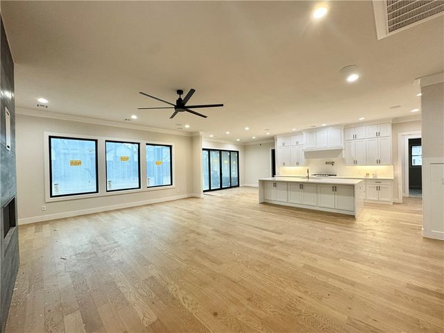 6707 SW Heartbeat Street, Bentonville, AR 72713