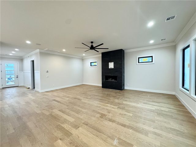 6707 SW Heartbeat Street, Bentonville, AR 72713