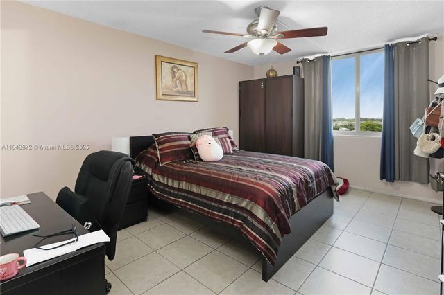 9001 SW 77th Ave C810, Miami, FL 33156