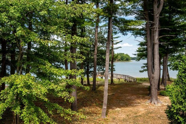 51 Clearwater Drive, Dover, NH 03820