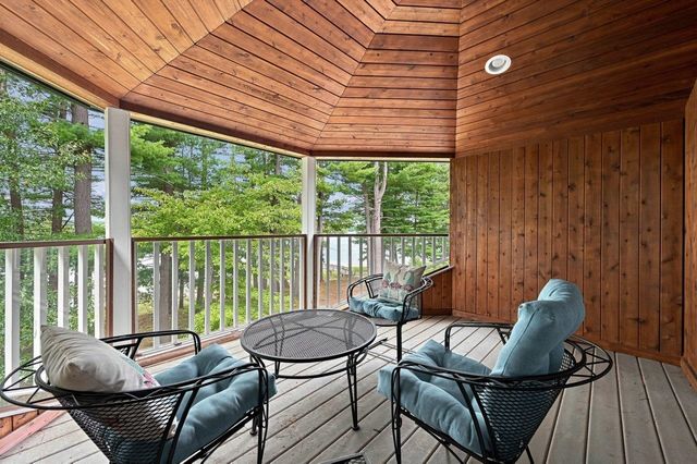 51 Clearwater Drive, Dover, NH 03820