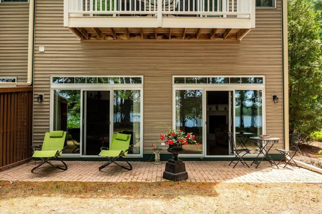 51 Clearwater Drive, Dover, NH 03820