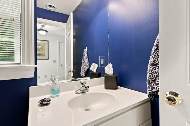 51 Clearwater Drive, Dover, NH 03820