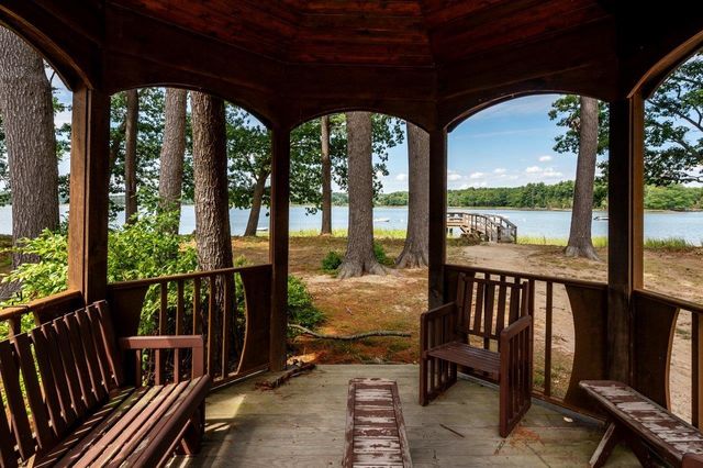 51 Clearwater Drive, Dover, NH 03820