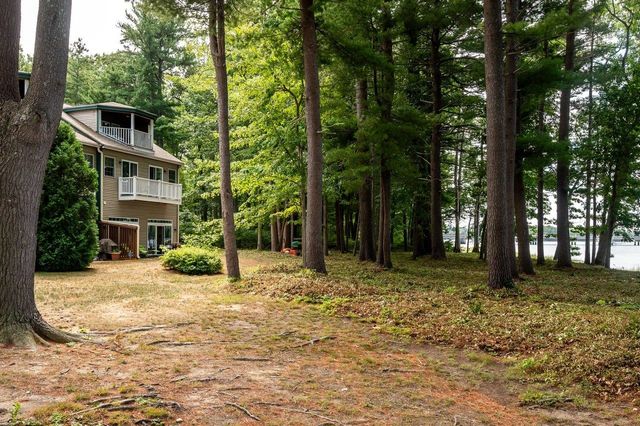 51 Clearwater Drive, Dover, NH 03820