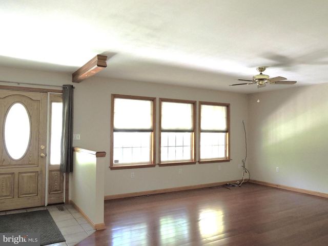 2 S SHORE DR, Lincoln, DE 19960