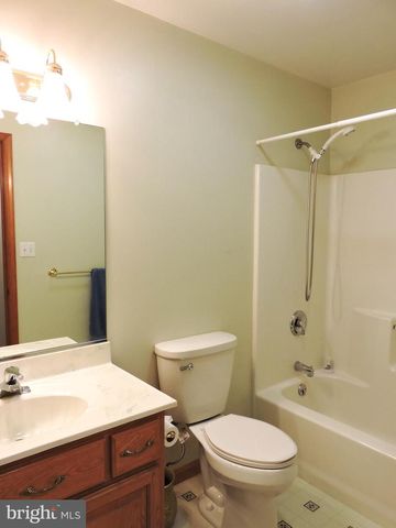 2 S SHORE DR, Lincoln, DE 19960