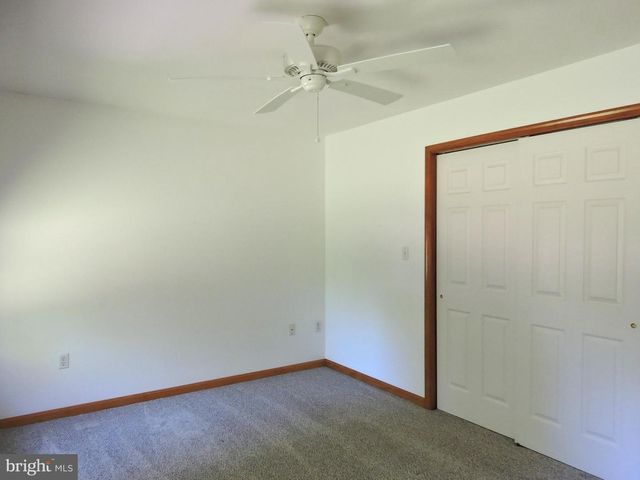 2 S SHORE DR, Lincoln, DE 19960
