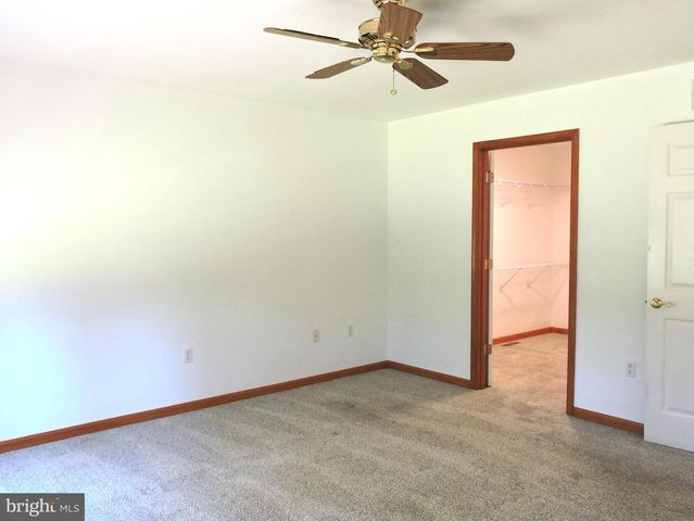 2 S SHORE DR, Lincoln, DE 19960