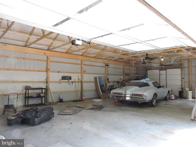 2 S SHORE DR, Lincoln, DE 19960