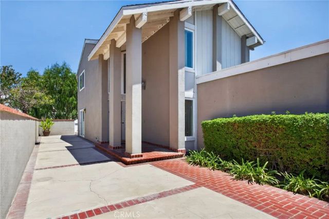 5 Tiger, Irvine, CA 92604
