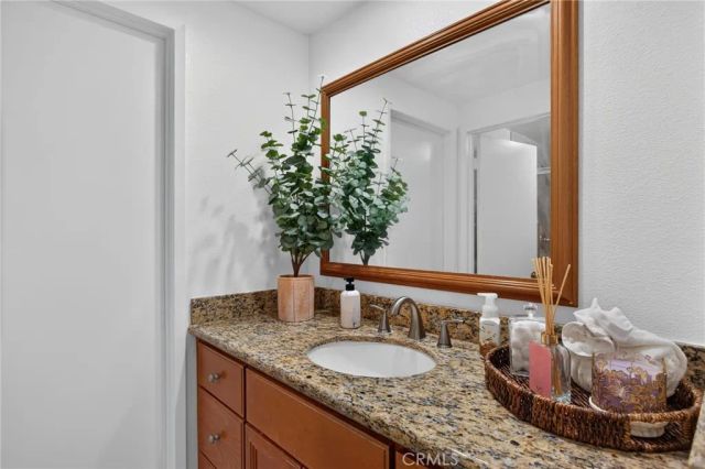 5 Tiger, Irvine, CA 92604