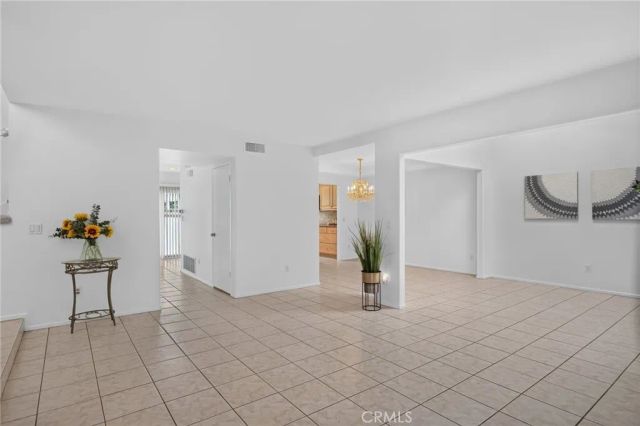 5 Tiger, Irvine, CA 92604