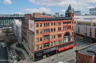 133 S 3rd St 404, Louisville, KY 40202