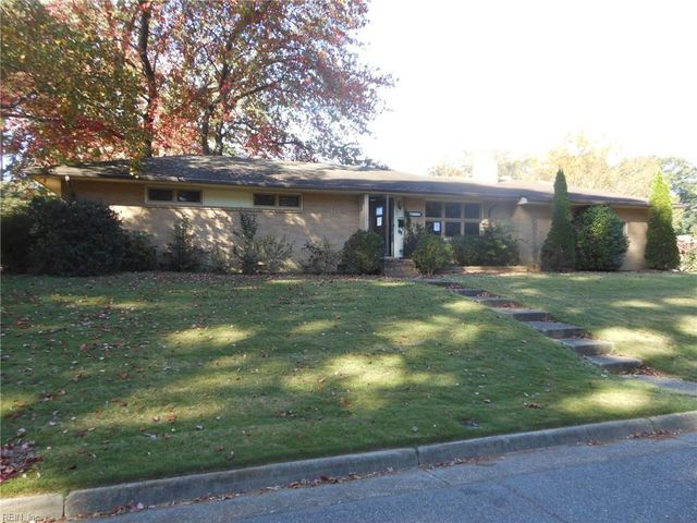 115 Glade RD, Newport News, VA 23606