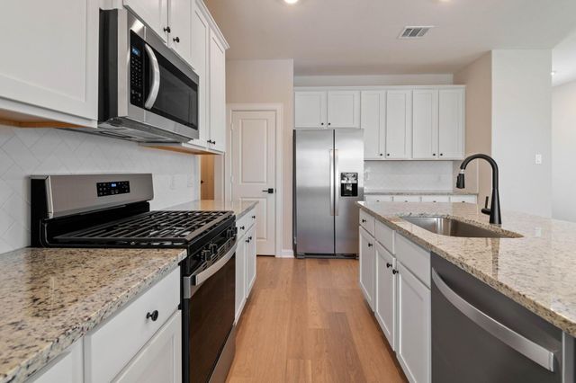 1035 Rosewood Trail, Beasley, TX 77417