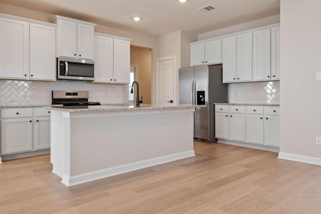 1035 Rosewood Trail, Beasley, TX 77417