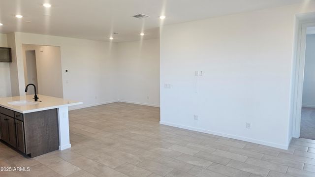 15598 W HACKAMORE Drive, Surprise, AZ 85387