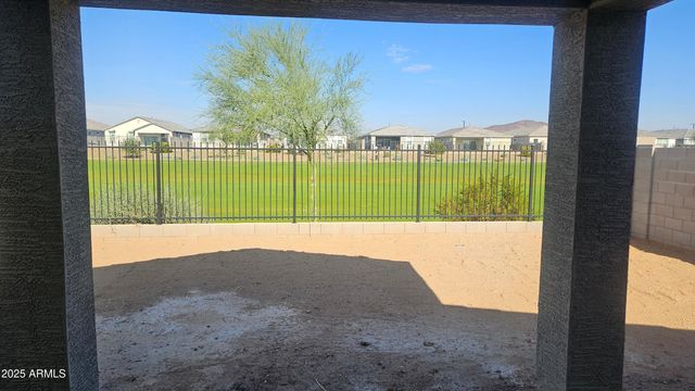 15598 W HACKAMORE Drive, Surprise, AZ 85387