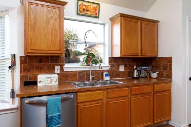 5167 Berridge Lane, Dallas, TX 75227