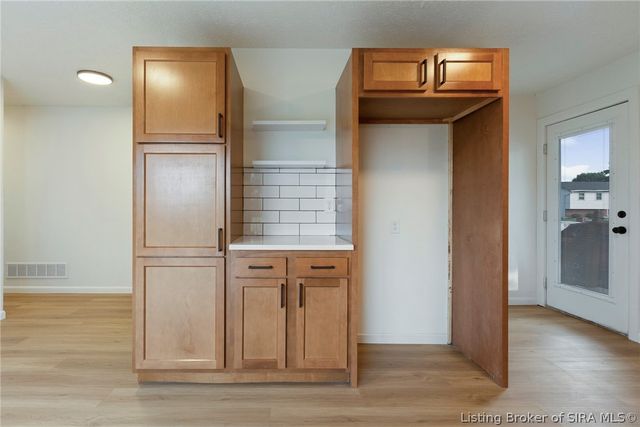 2321 Crums Lane, Jeffersonville, IN 47130