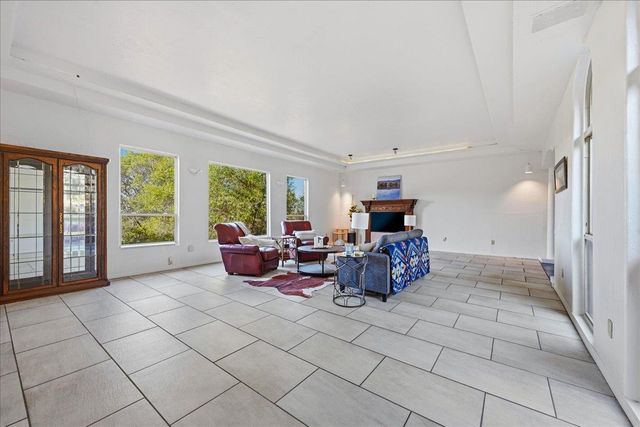 15873 Woodlake Ct, Grass Valley, CA 95949