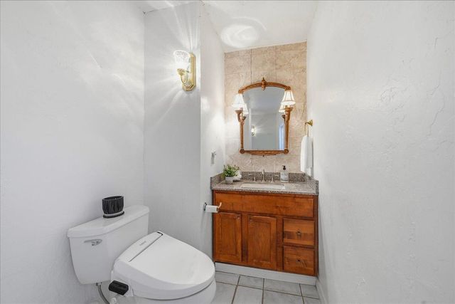 15873 Woodlake Ct, Grass Valley, CA 95949