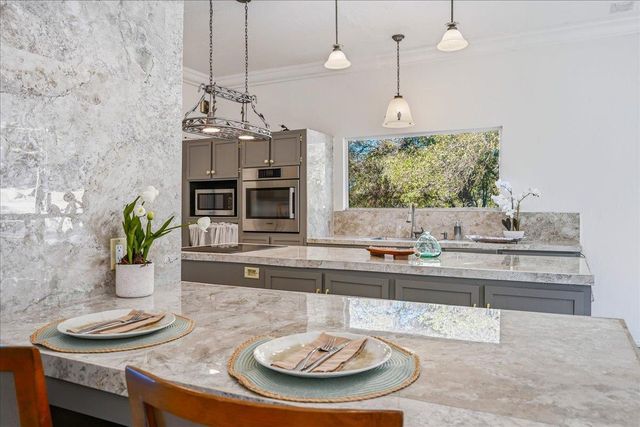 15873 Woodlake Ct, Grass Valley, CA 95949