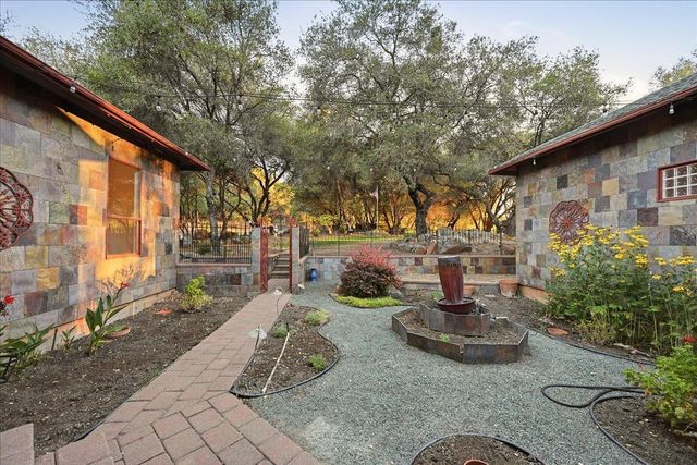 15873 Woodlake Ct, Grass Valley, CA 95949