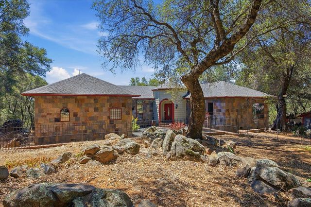 15873 Woodlake Ct, Grass Valley, CA 95949